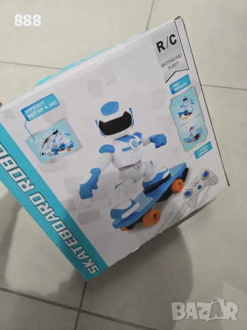 играчка робот скейтборд , снимка 3 - Други - 52905202