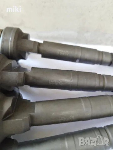 Дюзи BOSH за Opel Astra H 1.7 CDTI (101к.с.) , снимка 4 - Части - 48375690