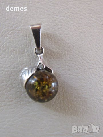 Колие - висулка първокласен балтийски кехлибар, снимка 2 - Колиета, медальони, синджири - 43077709