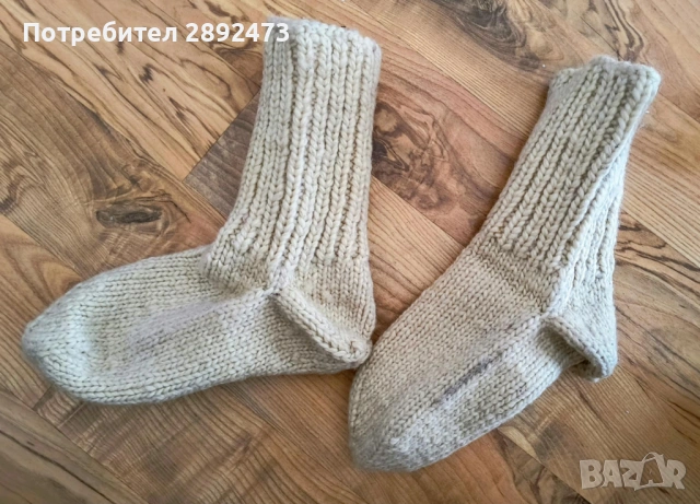 Ръчно плетени вълнени терлици, снимка 5 - Други - 40376954