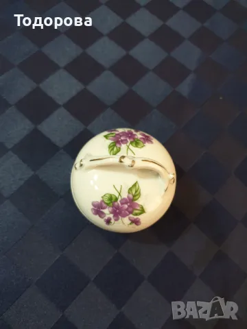 Порцеланова бижутиера, снимка 2 - Антикварни и старинни предмети - 48545473