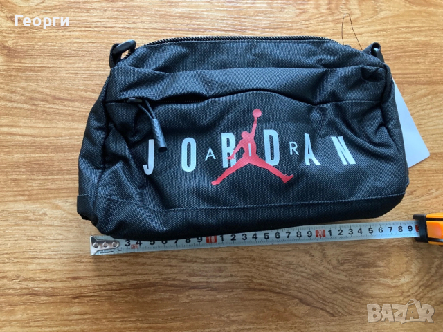 Оригинална чанта Jordan, снимка 9 - Чанти - 53381209