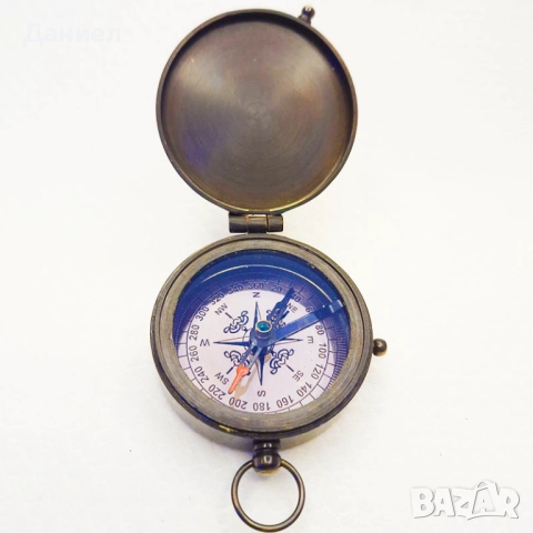 Бронзов компас с логото на   The Gramophone Company, снимка 2 - Подаръци за имен ден - 46799690