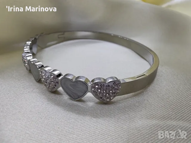 Гривна от медицинска стомана , снимка 2 - Гривни - 49922931