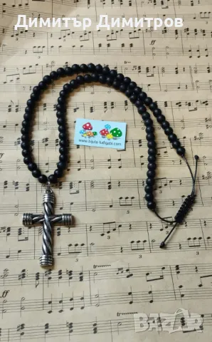 Български амулети за защита с оникс и кръст от стомана. Ръчна изработка. Бижута Луди гъби.