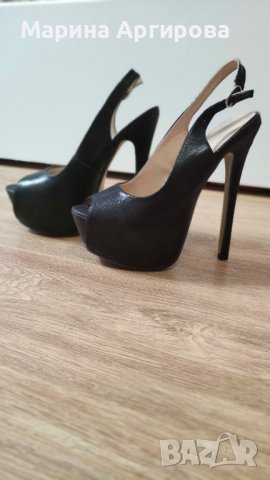 Дамски черни сандали на висок ток размер 35