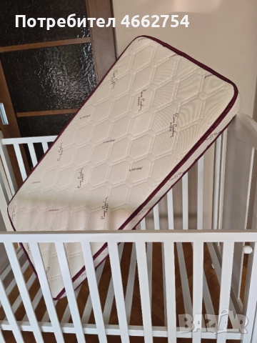 Бебешка кошара, матрак, стол за хранене, нагревател Philips Avent Premium, снимка 4 - Кошарки - 52567418