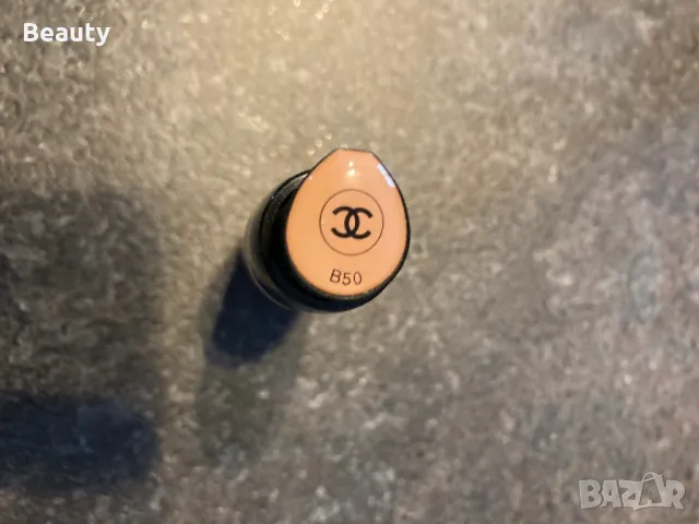 Фондьотен Chanel , снимка 3 - Декоративна козметика - 48690552