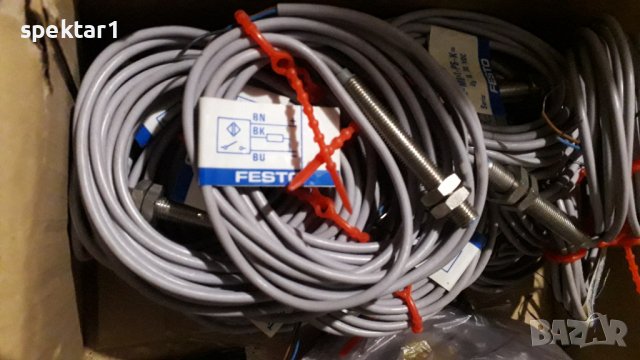 Индуктивен датчик ф8 фесто pnp, снимка 1