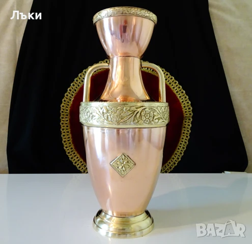 Приказна медна кана,медна ваза шедьовър,бронзов обков. , снимка 3 - Антикварни и старинни предмети - 50703599