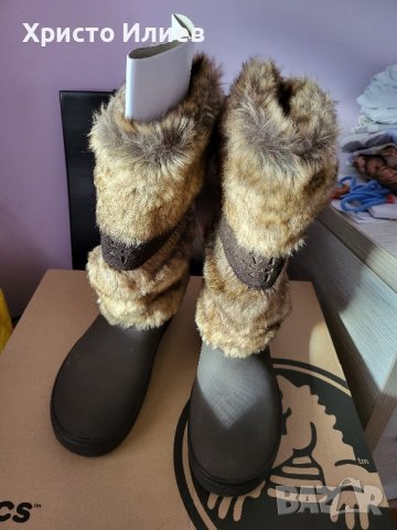 дамски ботуши Crocs Modessa Furry Boot 38 номер Оригинални, снимка 6 - Дамски ботуши - 43353187