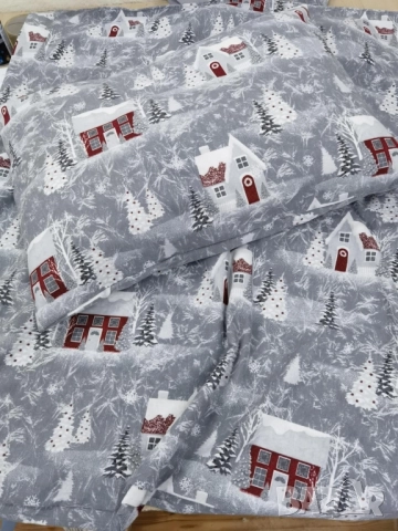 коледни покривки , снимка 10 - Покривки за маси - 52111472