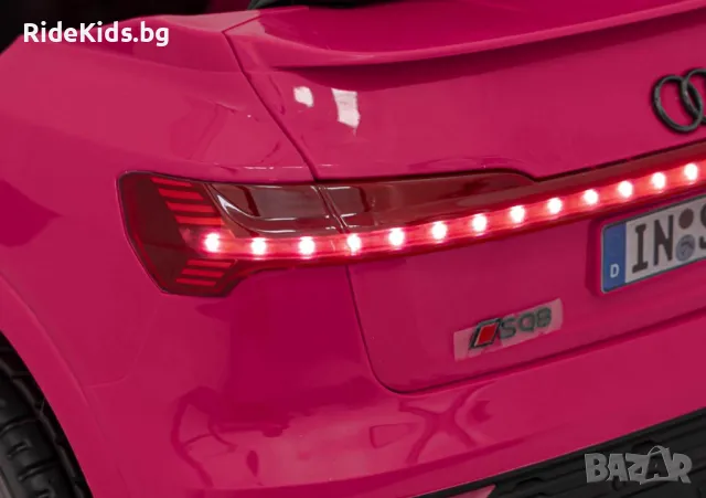 Audi SQ8 12V – Детски акумулаторен джип, Розов, EVA гуми, снимка 9 - Детски велосипеди, триколки и коли - 50418508