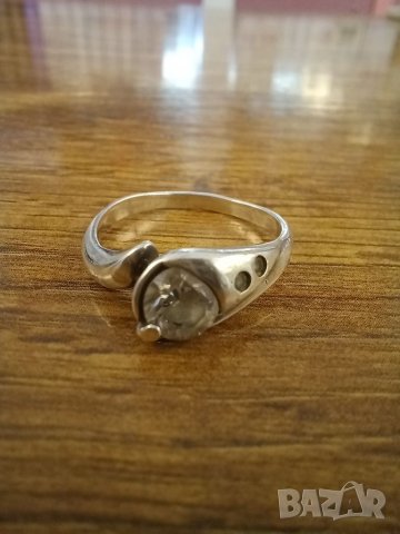 Сребърен пръстен, снимка 1 - Пръстени - 39576627