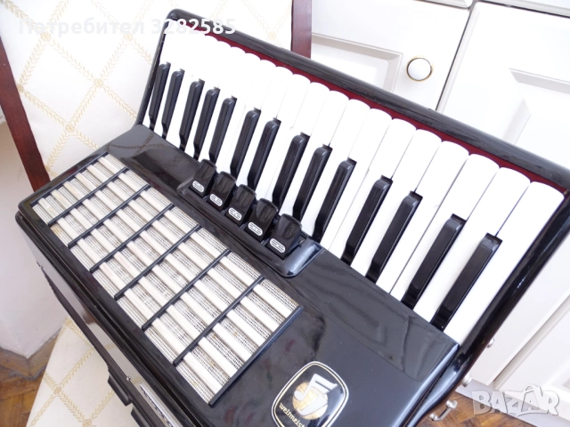 Акордеон Велтмайстер Стела 60 баса, снимка 9 - Акордеони - 52642148