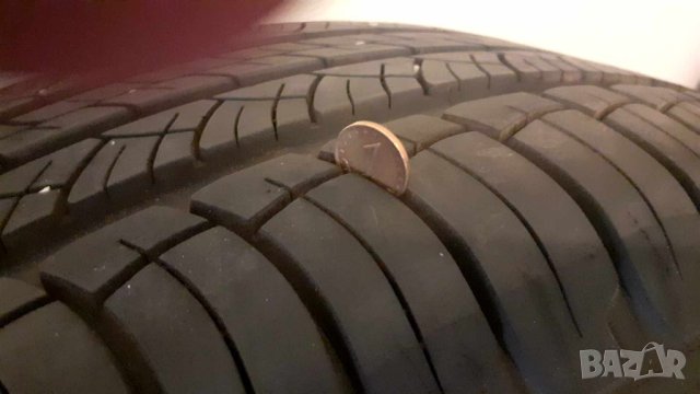 Michelin 235/60 R18, снимка 2 - Гуми и джанти - 42990915