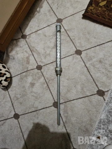 Промишлен термометър за парно и други цели до 100  градуса.