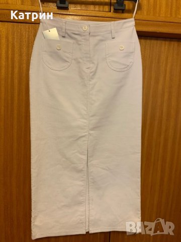 Бяла кадифена пола