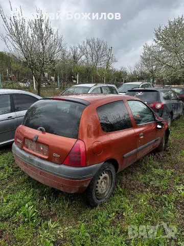 Продавам renault clio 1.2 бензин 58 кс 2000г НА ЧАСТИ , снимка 5 - Автомобили и джипове - 49743197