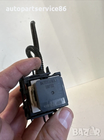 Реле за Jeep Grand Cherokee 3.0 Crd (2012) 04727370AA, снимка 2 - Части - 53513098