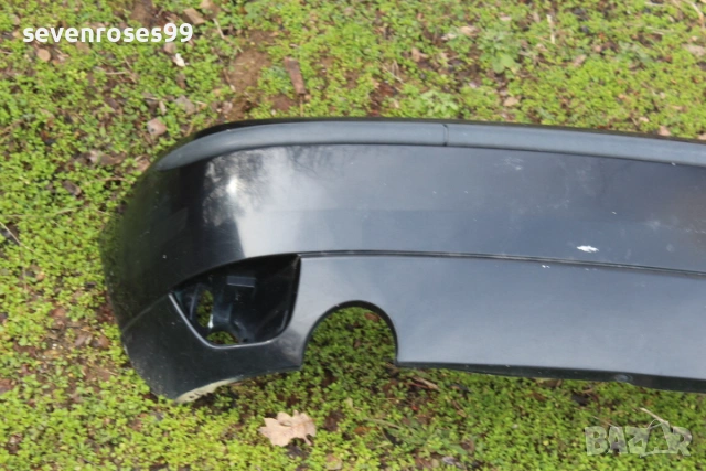 Задна броня черна Форд Фокус 1 хечбек Ford Focus 1, снимка 2 - Части - 53490903