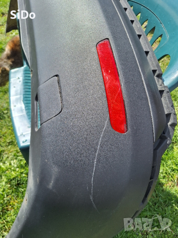 Оригинална MADE IN MEXICO задна броня с оригинален лип (нож) MADE IN MEXICO за VW Джета МК 5!, снимка 3 - Части - 44924424