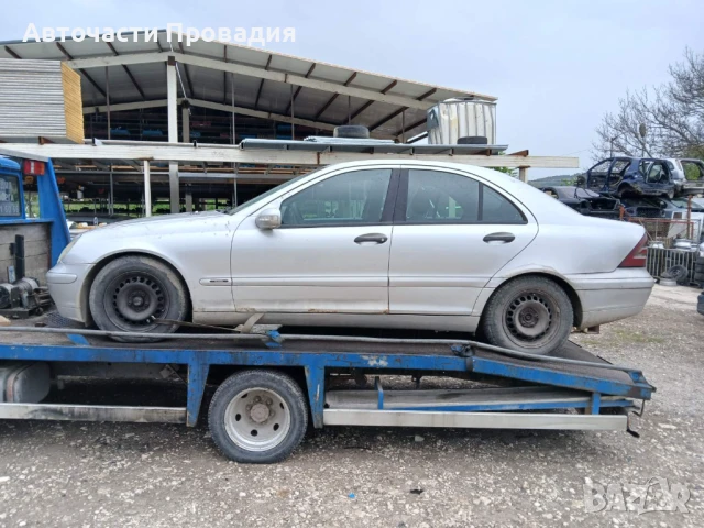Мерцедес C200 cdi, 2002 г на части, снимка 4 - Автомобили и джипове - 50626098
