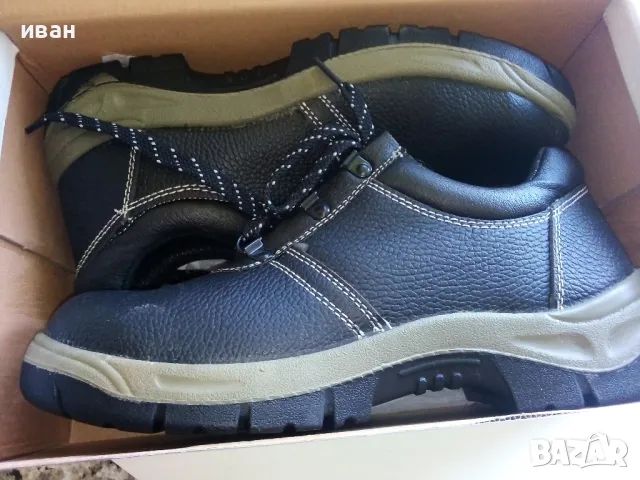 Нови работни обувки № 42