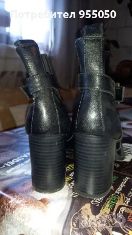 Дамски боти от естествена кожа на ток, снимка 2 - Дамски боти - 47481123