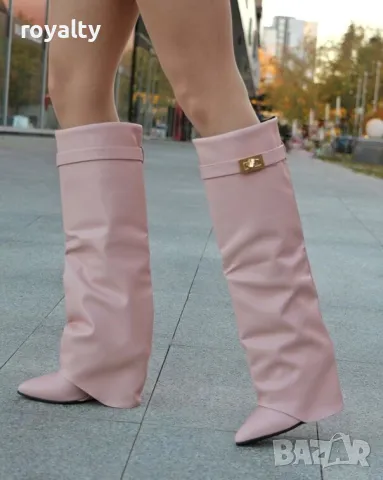 Ботуши на платформа - светлорозова кожа