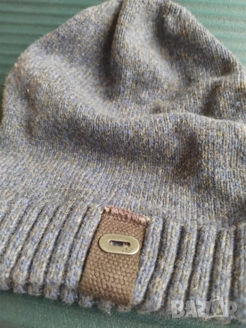 QS Вълнена оригинална мъжка зимна шапка - НОВА, снимка 2 - Шапки - 52493370