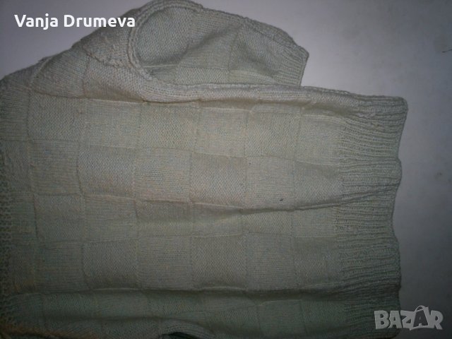 ръчно плетен пуловер от 100 %  домашна вълна, снимка 15 - Блузи с дълъг ръкав и пуловери - 35467192