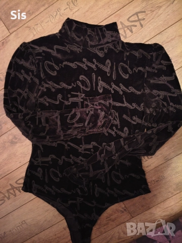 Дамско черно боди с надписи -Guess, снимка 2 - Блузи с дълъг ръкав и пуловери - 52849135