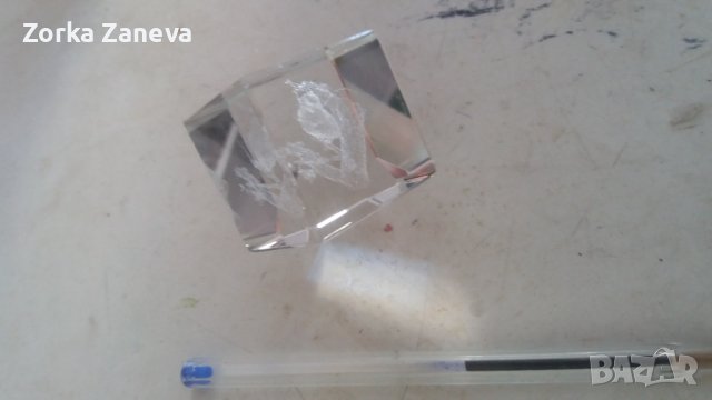Стъклен куб с инкрустирана сова,сувенир., снимка 1 - Декорация за дома - 38058434