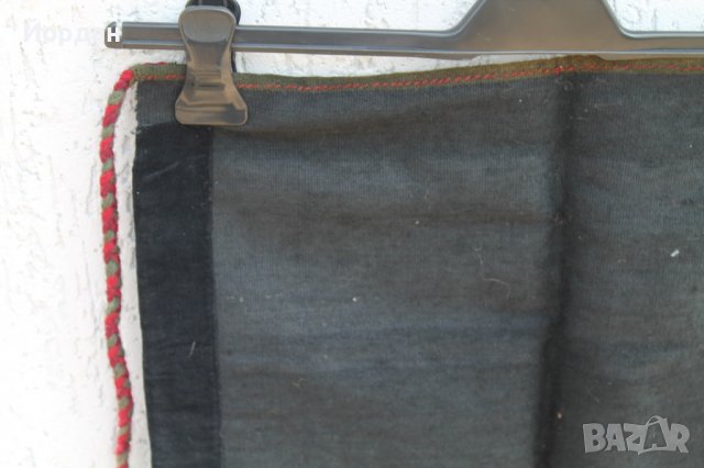 Вълнена престилка , снимка 2 - Антикварни и старинни предмети - 37039945