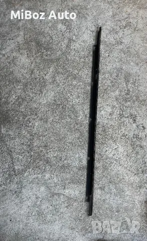 Водобранна лайстна прозорец Фолксваген Голф 5 VW Golf, снимка 2 - Части - 50103972