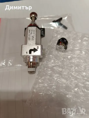 Редуцил вентил SMC ARJ310F-F01BG-06, снимка 2 - Резервни части за машини - 49809020