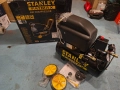 Маслено-смазочен компресор Stanley Fatmax D251/10/24s 24L , снимка 3