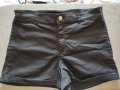 черни еластични къси панталонки с висока талия  , снимка 1 - Къси панталони и бермуди - 40628327