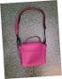 Цикламена чанта, снимка 3