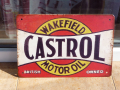 Метална табела кола Castrol Кастрол моторно масло червена рекламна, снимка 1