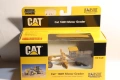 CAT 1/87 H0 ТРАКТОР БАГЕР ФАДРОМА ТОВАРАЧ ГРЕЙДЕР МОДЕЛ, снимка 1