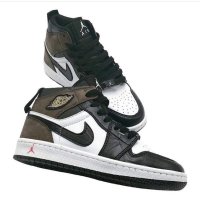 Дамски обувки Nike Jordan , снимка 1 - Маратонки - 42939441