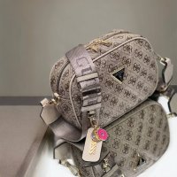 🔥Guess уникални дамски чанти, различни цветове🔥, снимка 1 - Чанти - 43612068