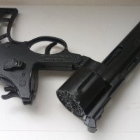 Метален полицейски пистолет GONHER №123 Made in Spain, снимка 3 - Колекции - 40829982