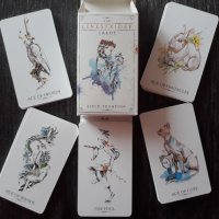 Таро карти, различни от масовите: Ink Witch Tarot & Linestrider Tarot, снимка 5 - Карти за игра - 33677966