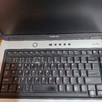 лаптоп toshiba , снимка 5 - Лаптопи за дома - 43489382