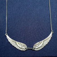 колие "Wings", снимка 1 - Колиета, медальони, синджири - 28996313