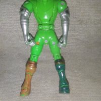 Оригинална Bandai 2006 Power Rangers Mystic Force Green Ranger , снимка 2 - Колекции - 39023280