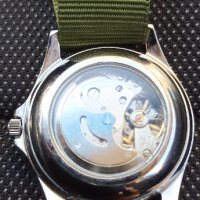 Автоматичен  часовник, снимка 3 - Луксозни - 38251935